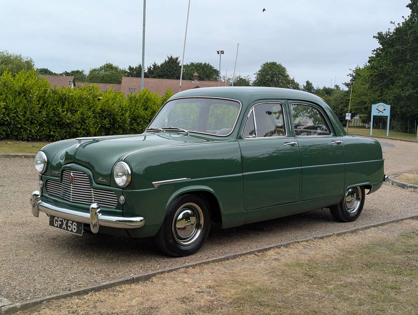 <p>1953 FORD ZEPHYR SIX MKI</p>
