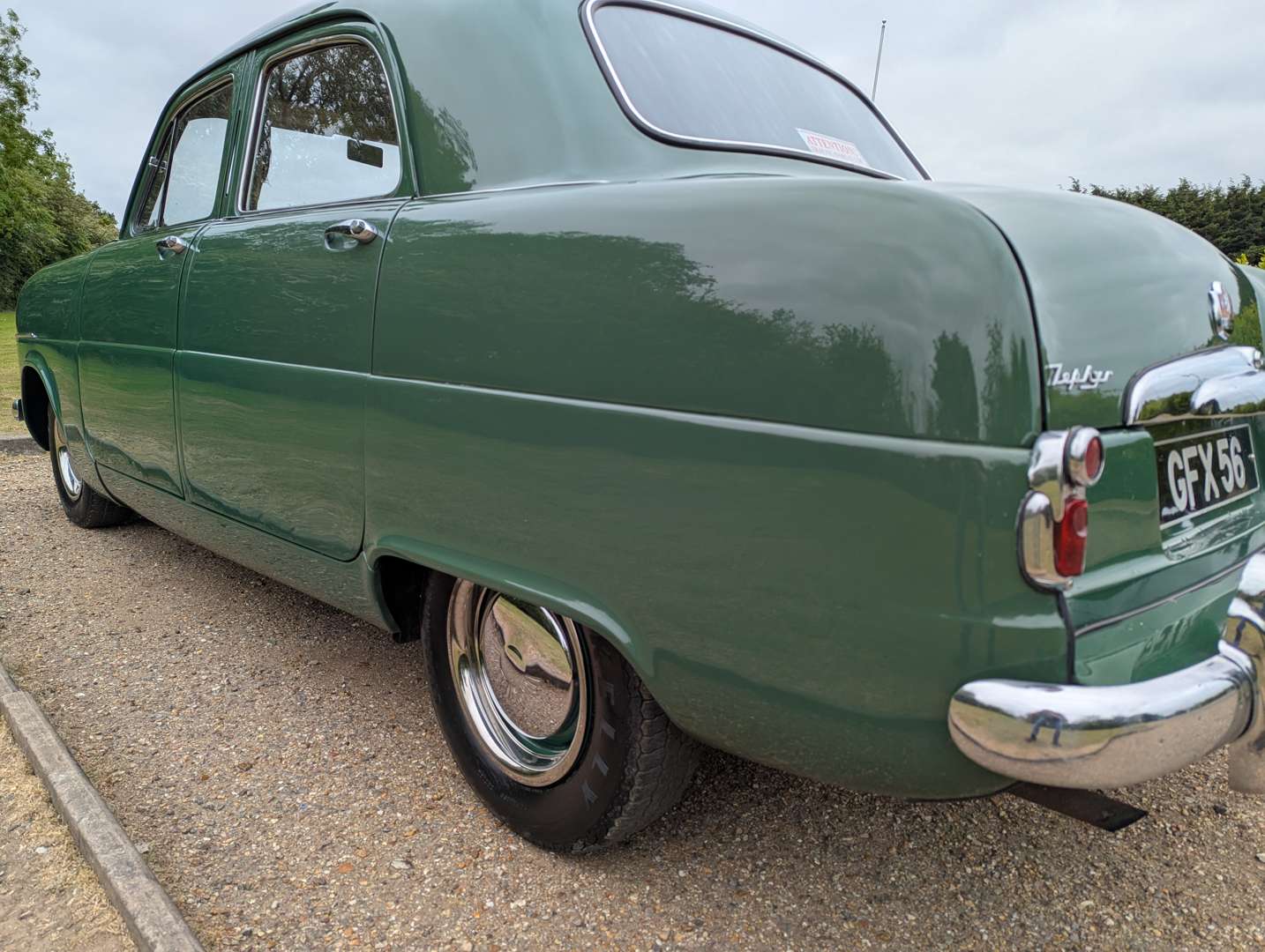 <p>1953 FORD ZEPHYR SIX MKI</p>