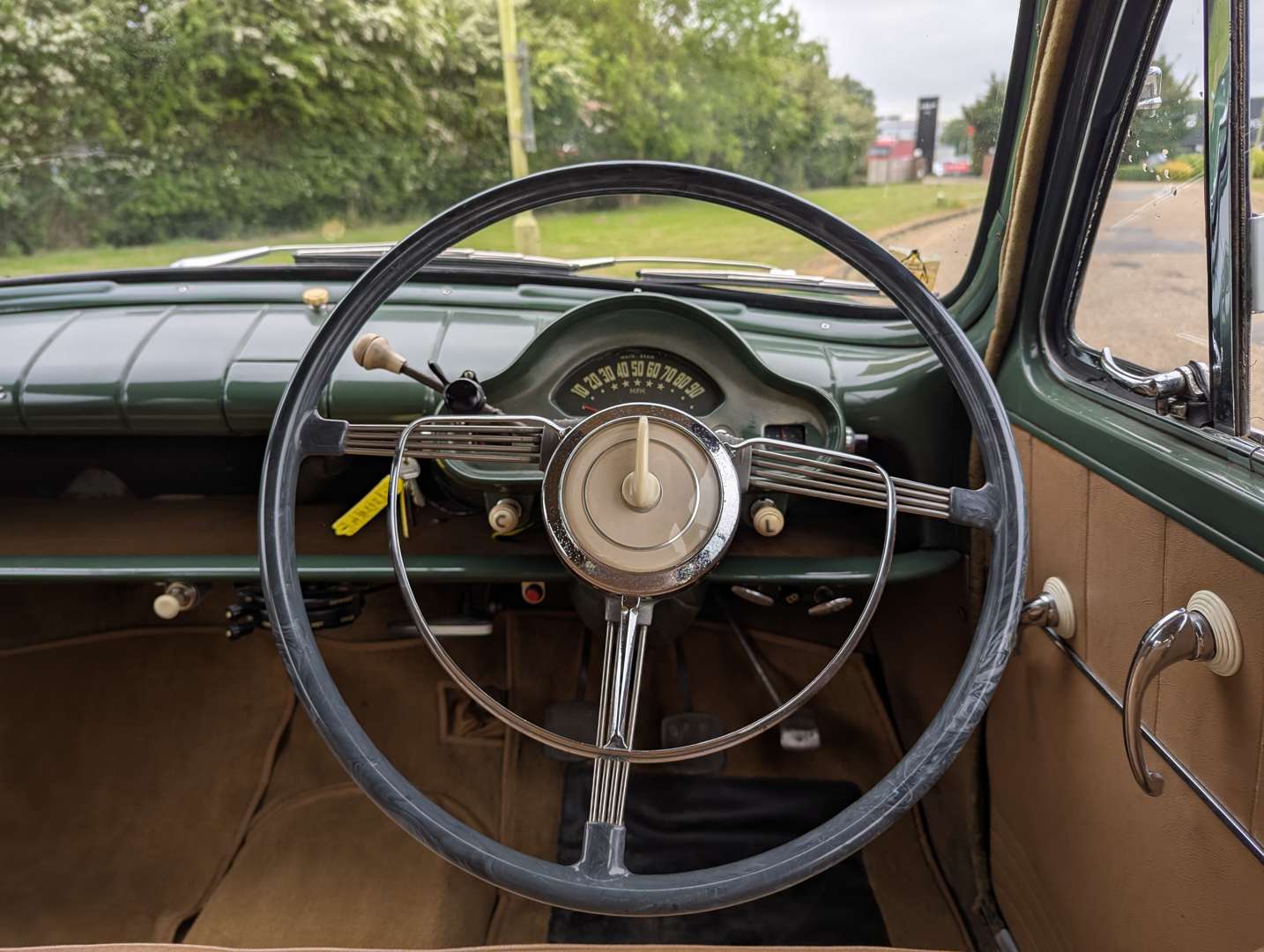 <p>1953 FORD ZEPHYR SIX MKI</p>