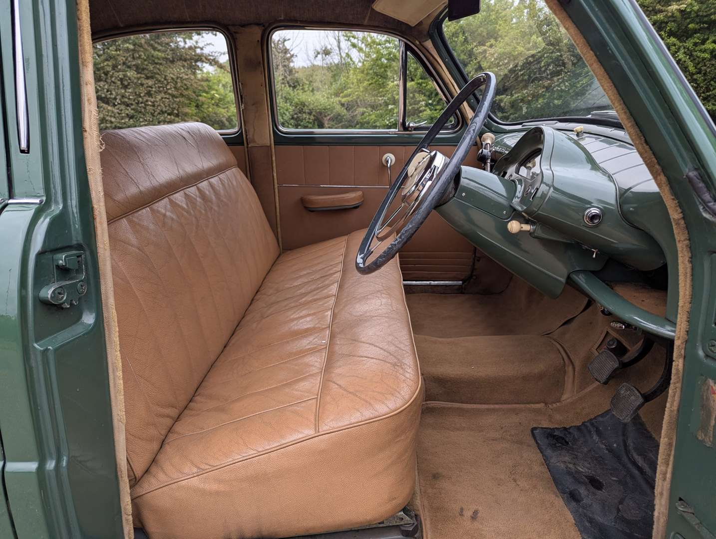 <p>1953 FORD ZEPHYR SIX MKI</p>