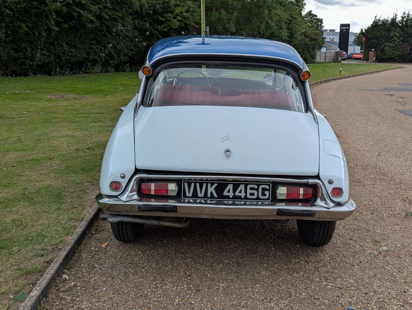<p>1968 CITROEN ID 19 LHD</p>