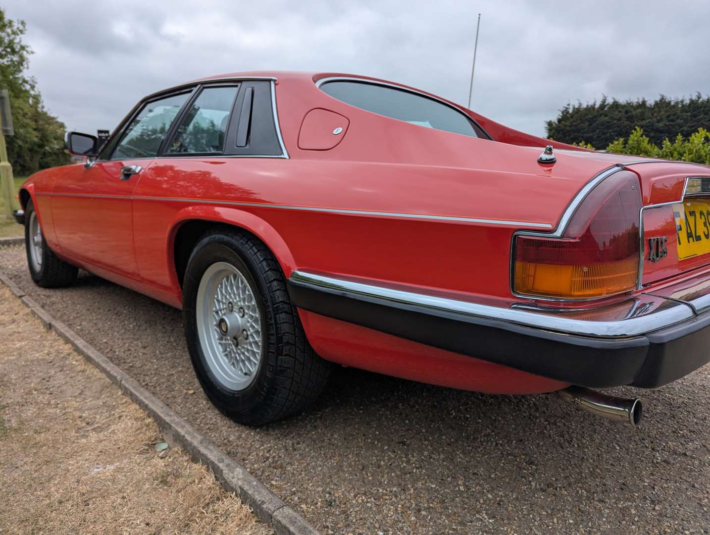 <p>1990 JAGUAR XJ-S 5.3 V12 HE AUTO</p>