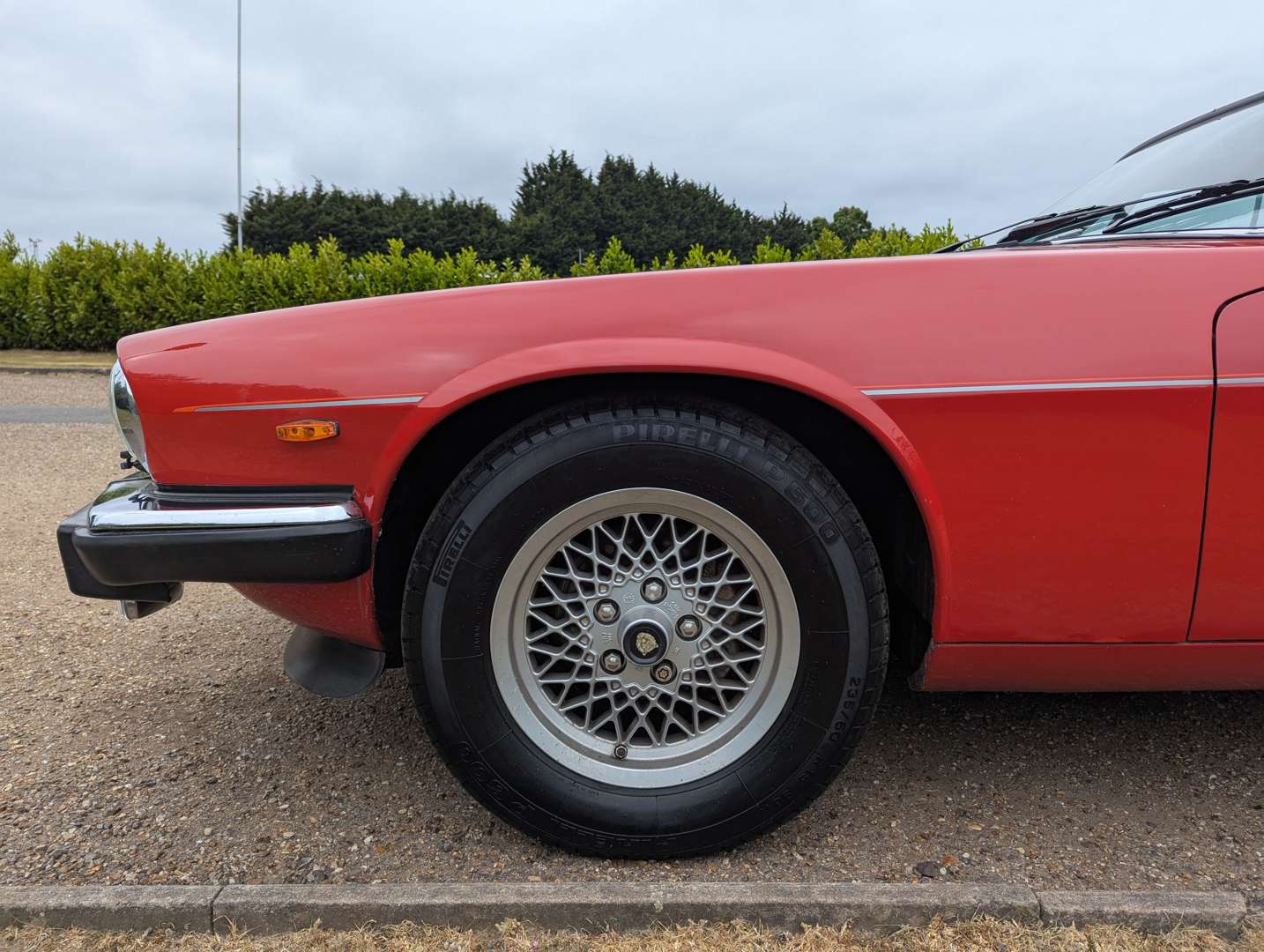 <p>1990 JAGUAR XJ-S 5.3 V12 HE AUTO</p>