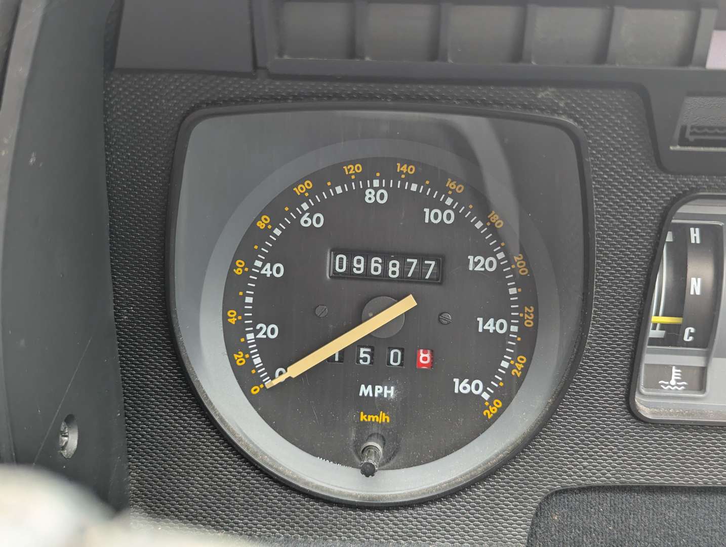 <p>1990 JAGUAR XJ-S 5.3 V12 HE AUTO</p>