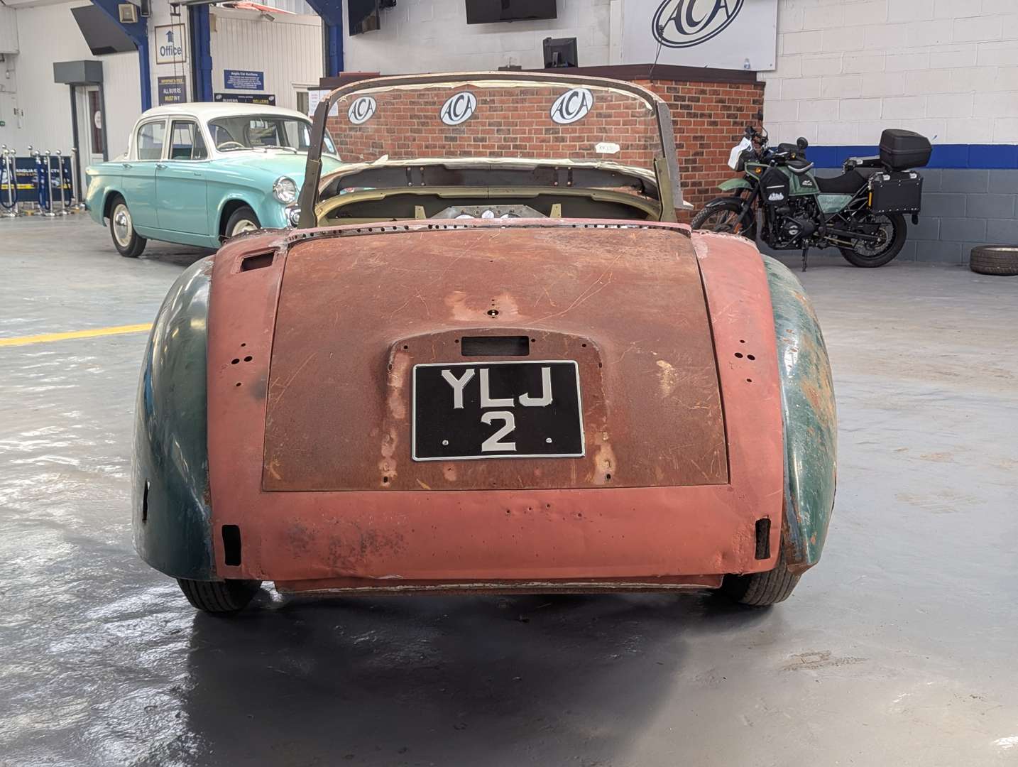 <p>1959 JAGUAR XK150 DHC</p>
