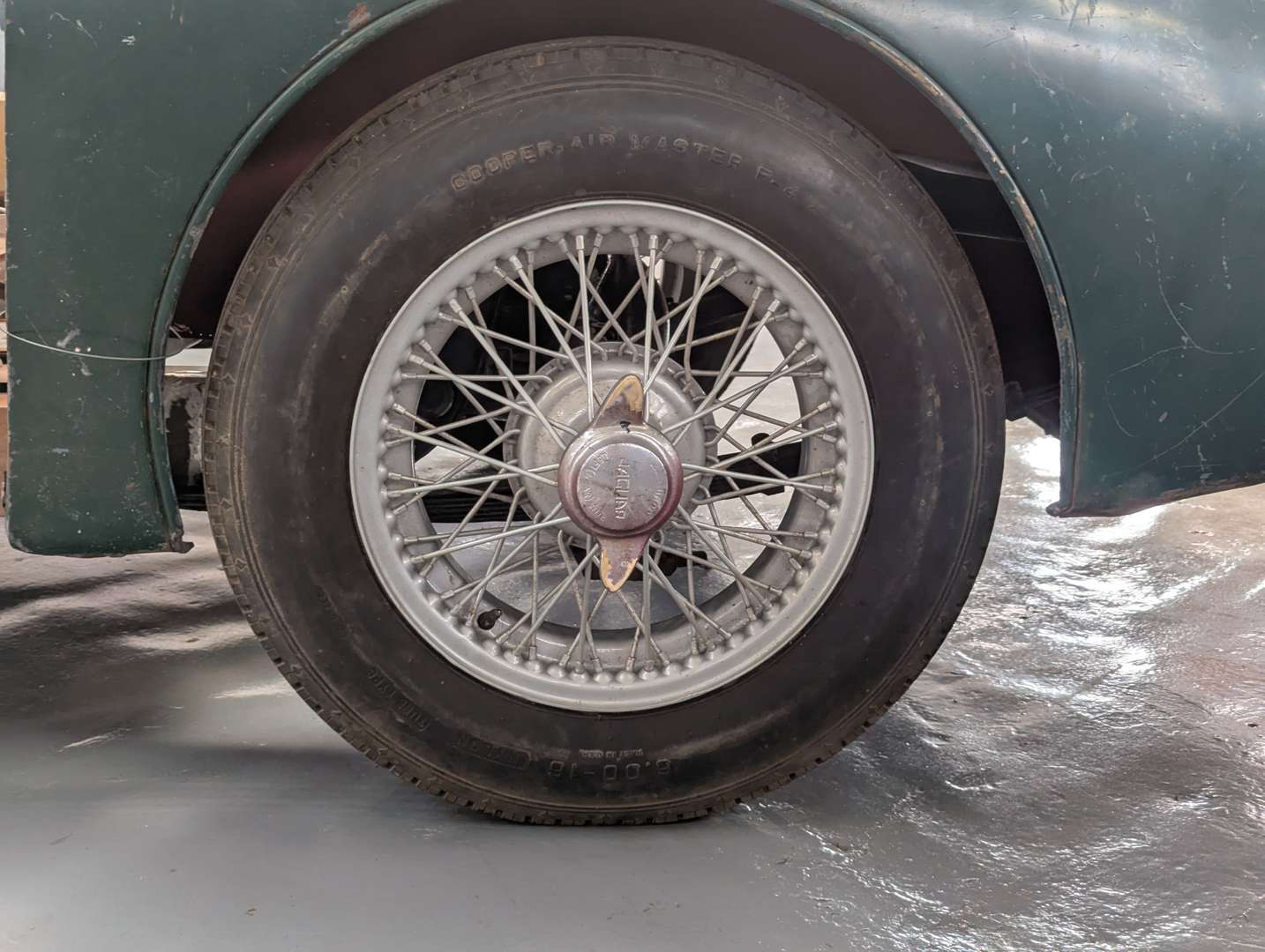 <p>1959 JAGUAR XK150 DHC</p>