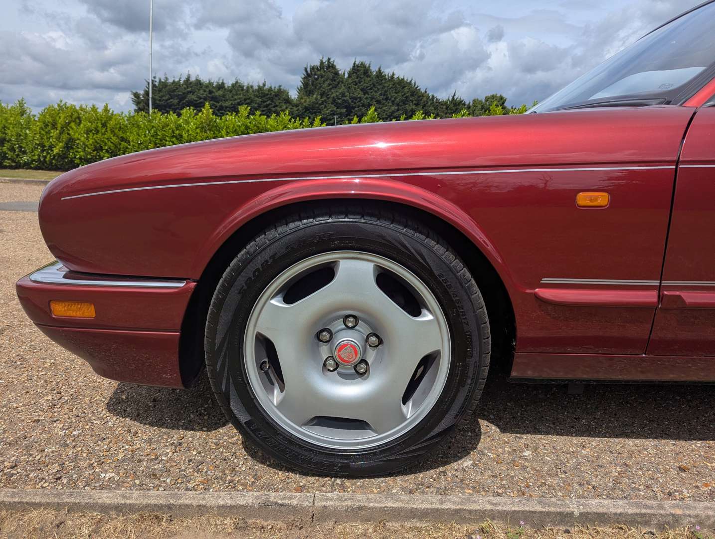 <p>1995 JAGUAR XJ-R</p>