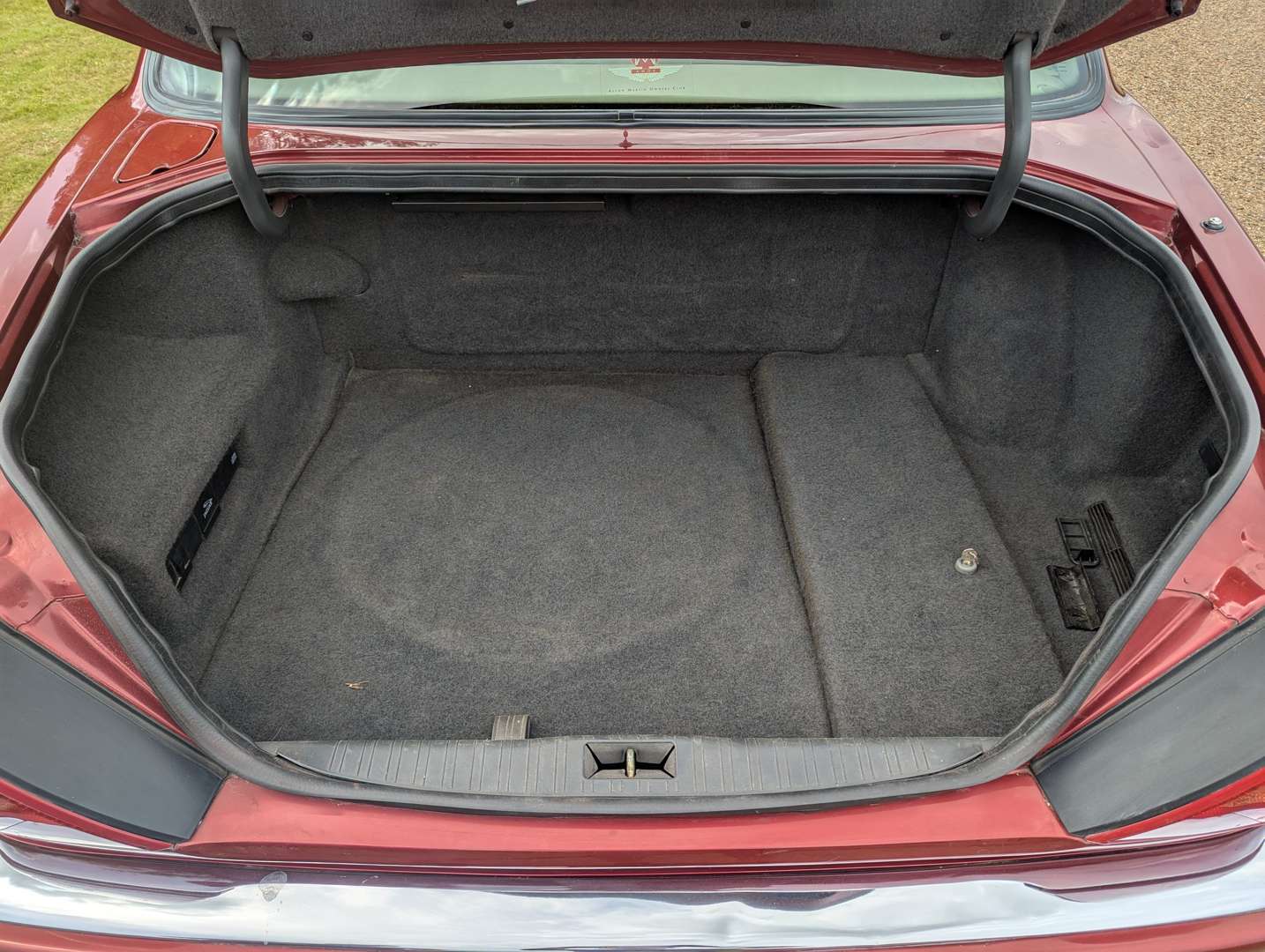 <p>1995 JAGUAR XJ-R</p>
