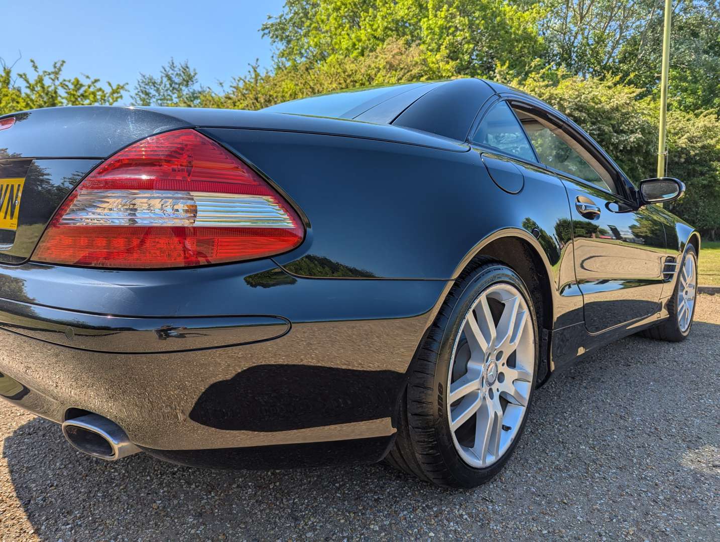 <p>2006 MERCEDES SL500</p>