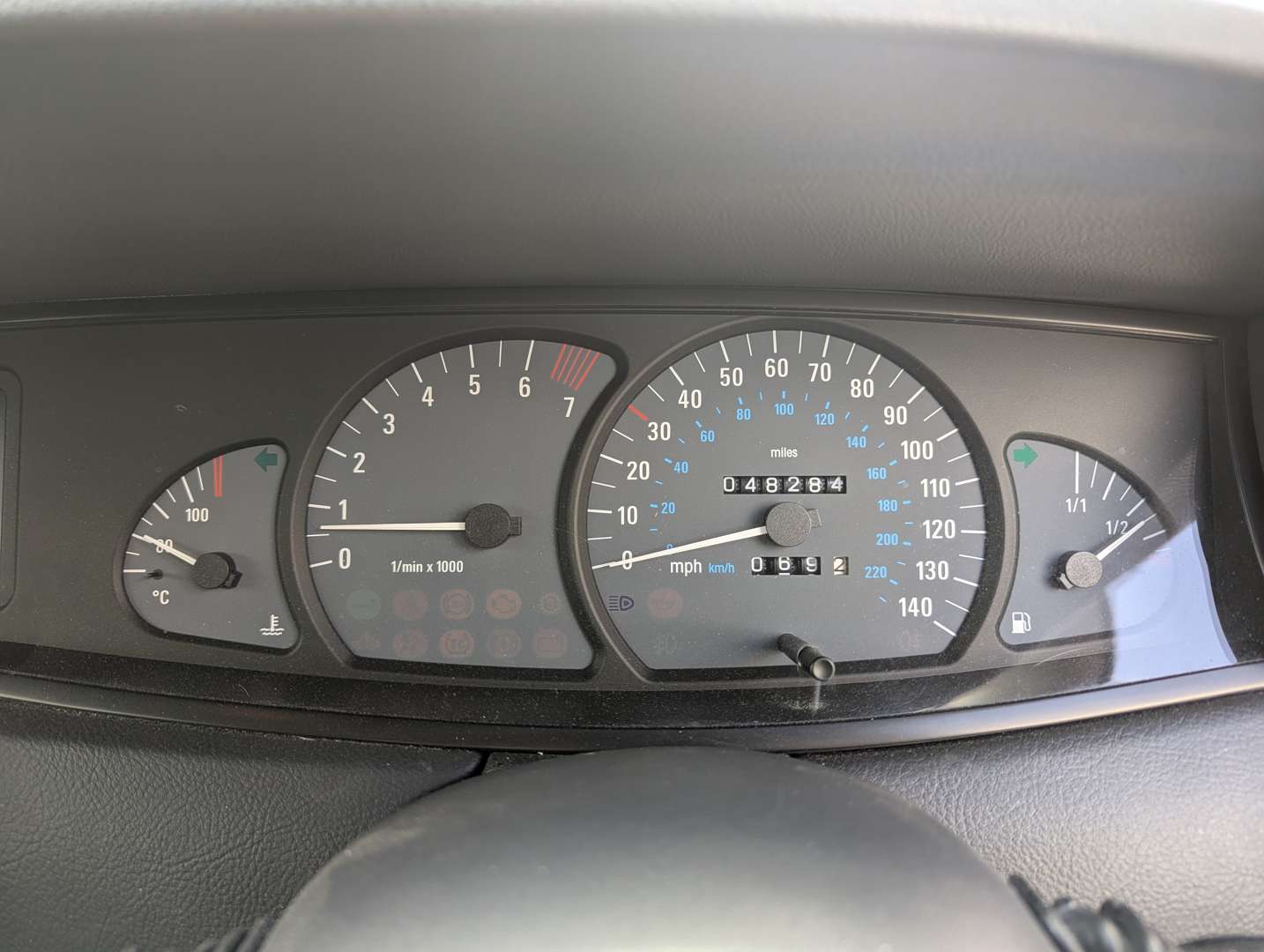 <p>2002 VAUXHALL OMEGA 2.2CD AUTO</p>