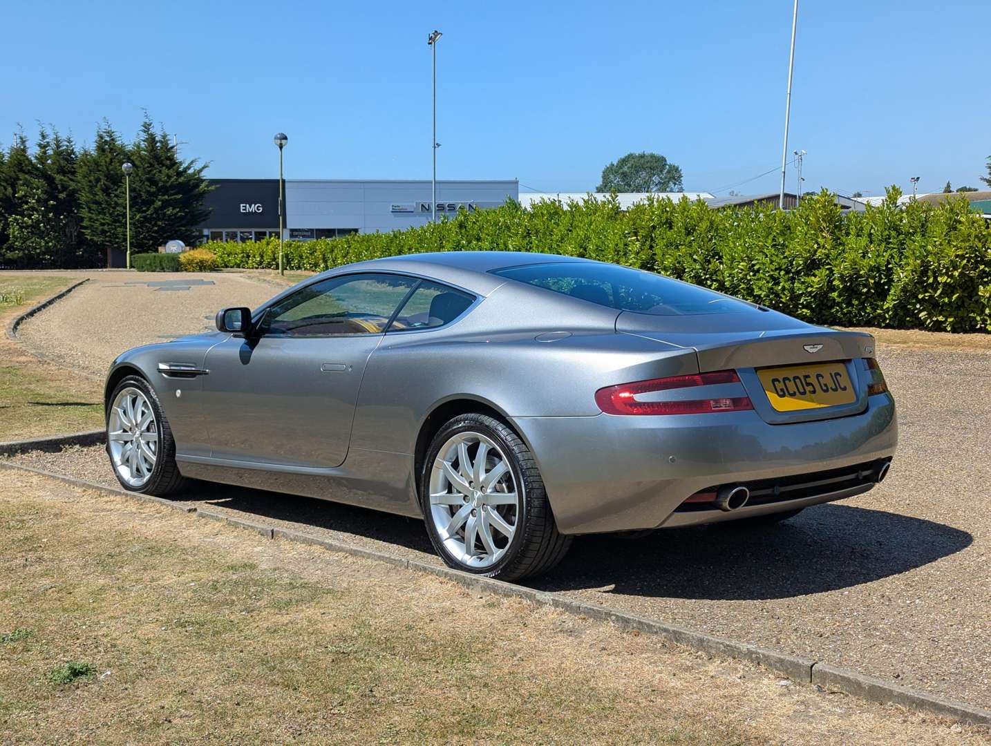 <p>2005 ASTON MARTIN DB9 COUPE AUTO</p>