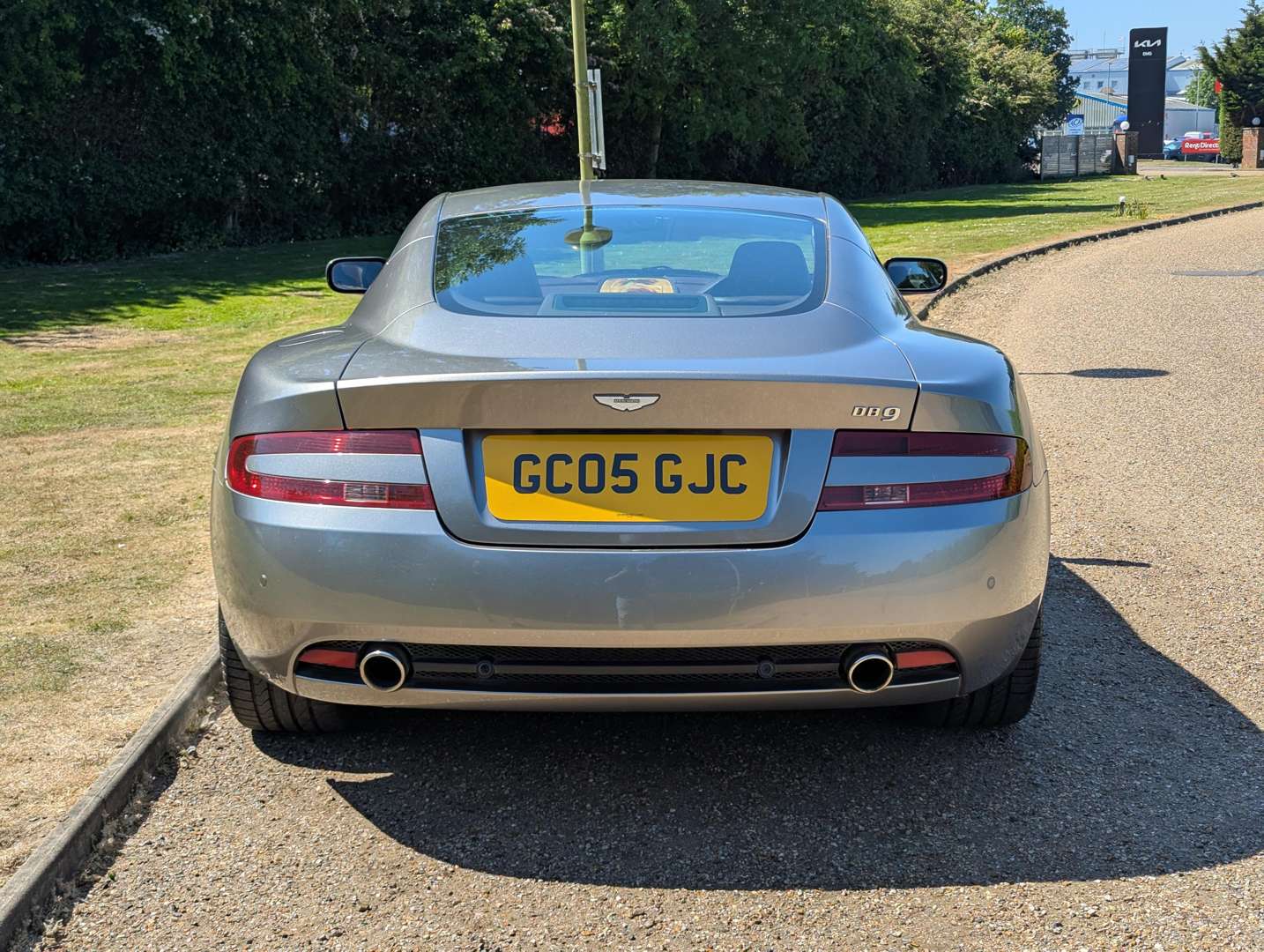 <p>2005 ASTON MARTIN DB9 COUPE AUTO</p>