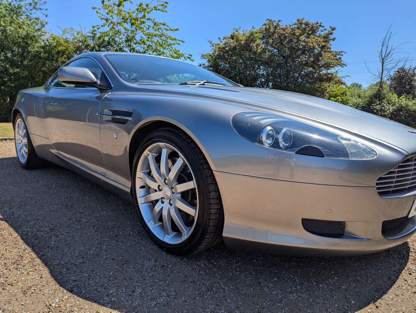 <p>2005 ASTON MARTIN DB9 COUPE AUTO</p>