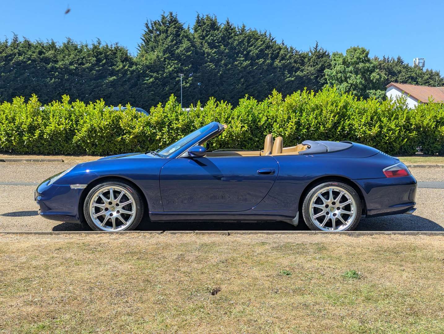 <p>2002 PORSCHE 911 CARRERA 2 TIPTRONIC</p>
