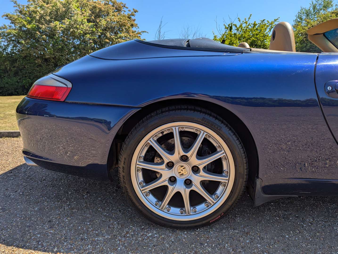 <p>2002 PORSCHE 911 CARRERA 2 TIPTRONIC</p>