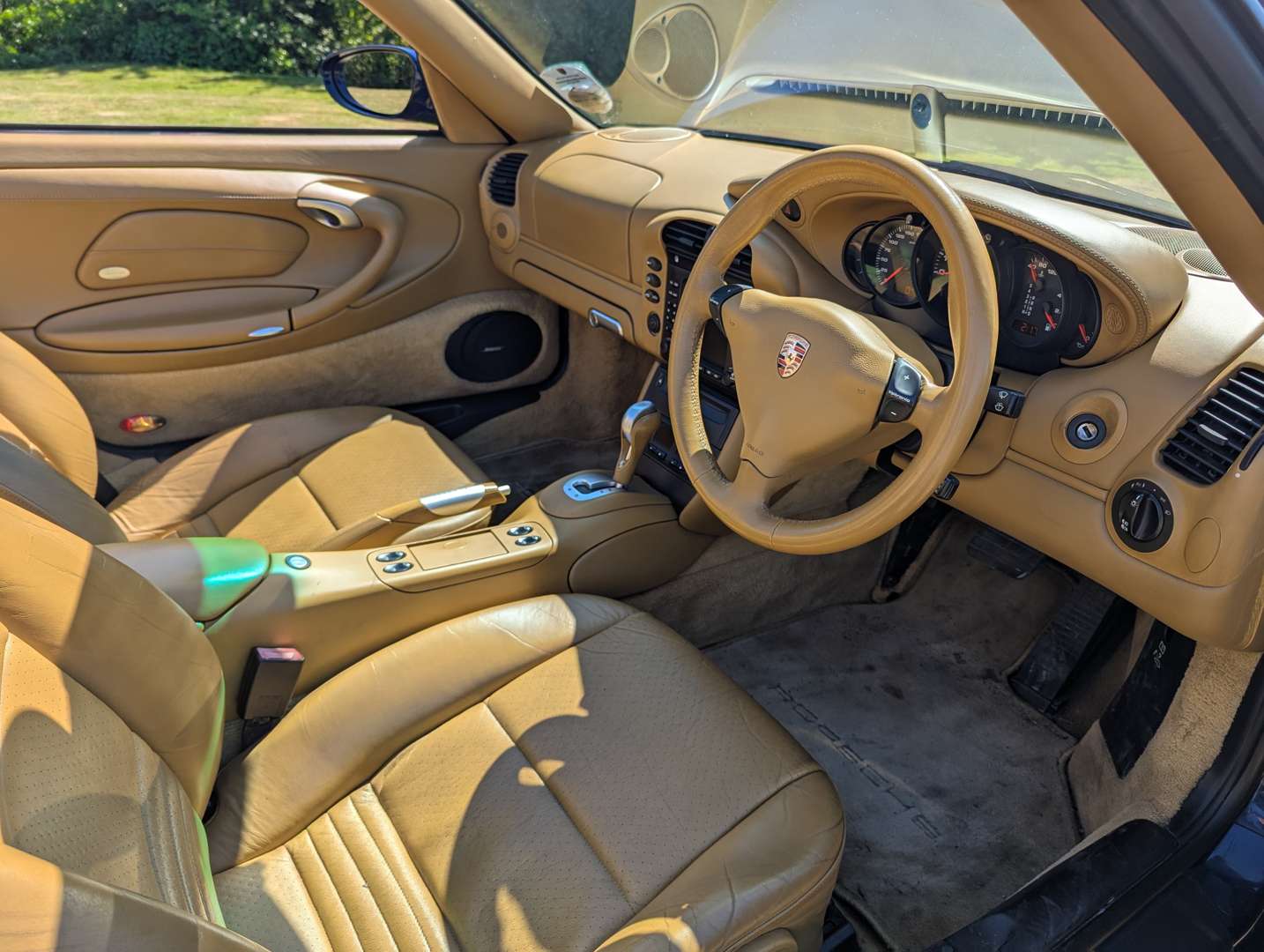 <p>2002 PORSCHE 911 CARRERA 2 TIPTRONIC</p>