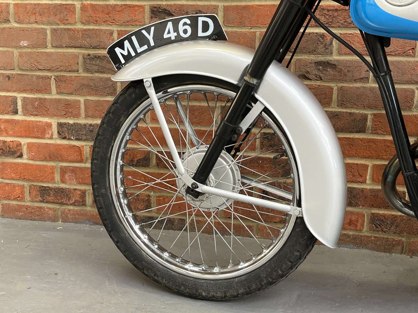 <p>1966 BSA SILVER BANTAM 175</p>