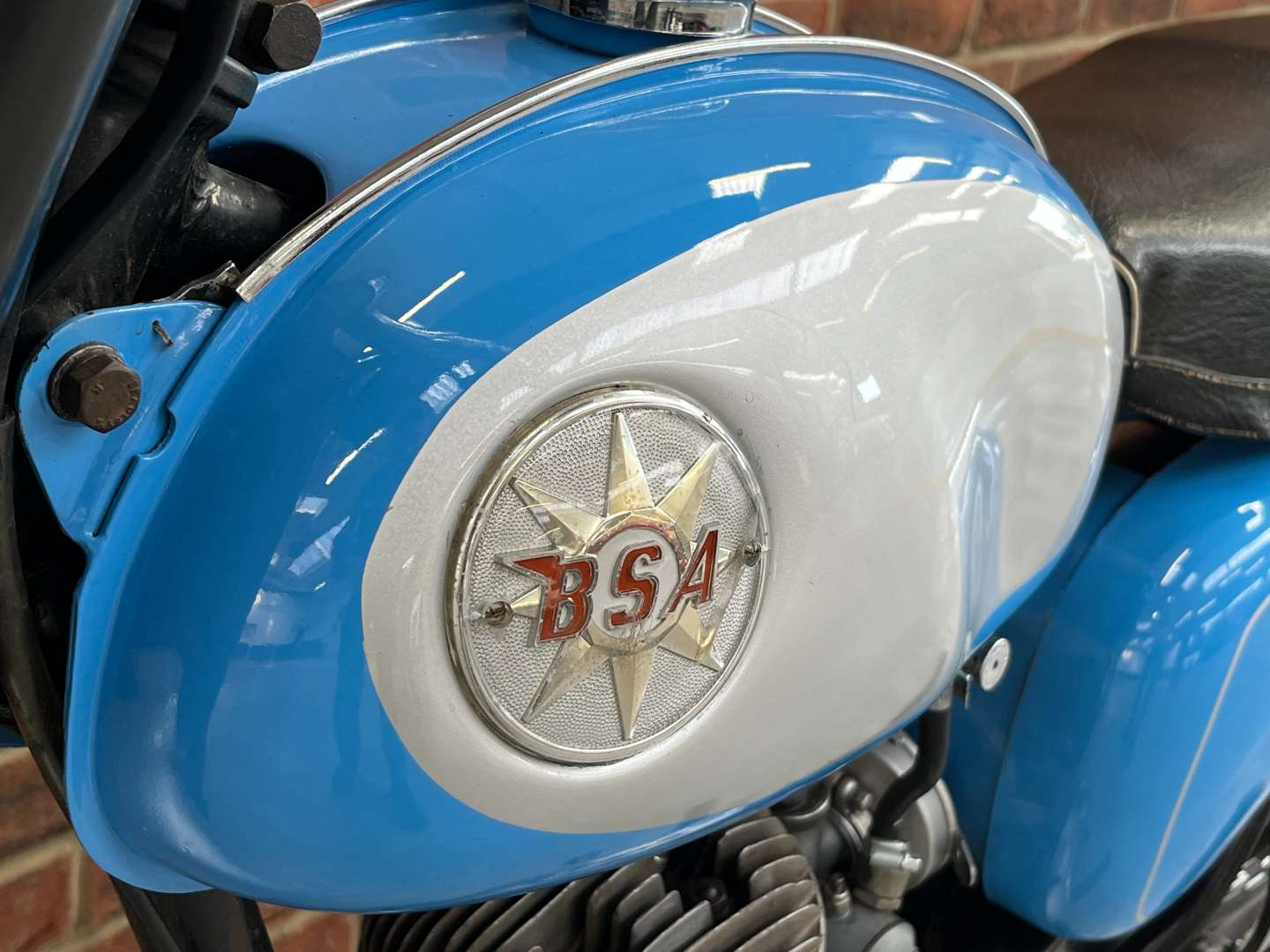 <p>1966 BSA SILVER BANTAM 175</p>