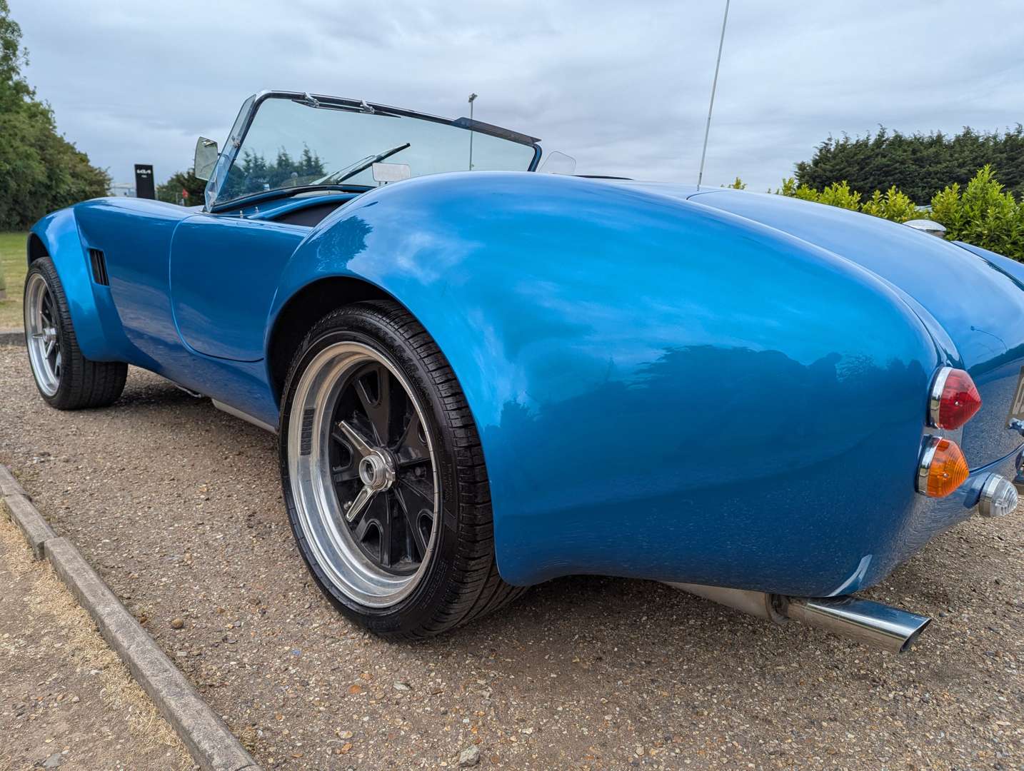 <p>1987 PILGRIM COBRA REPLICA V8</p>