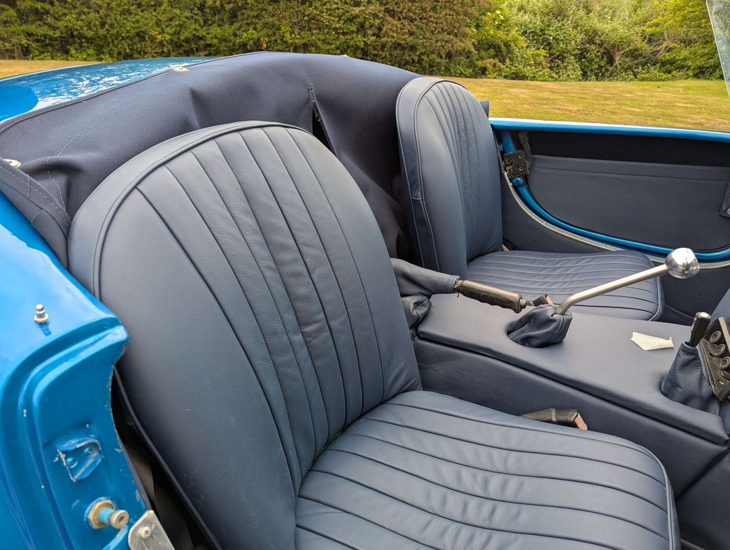 <p>1987 PILGRIM COBRA REPLICA V8</p>
