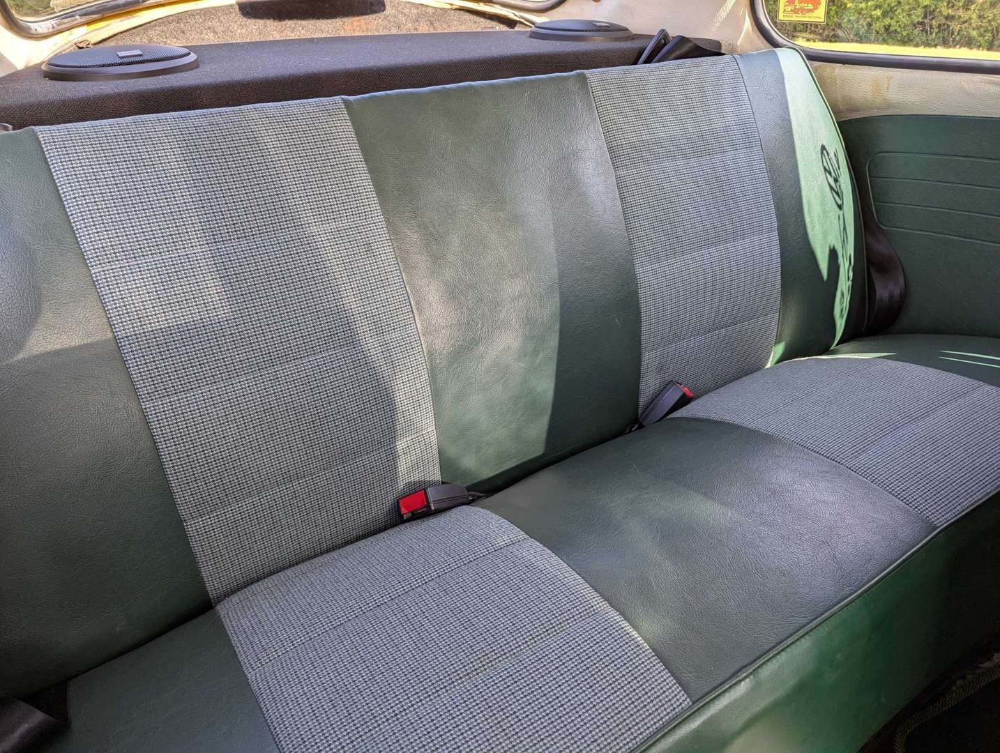 <p>1974 VW BEETLE 1200</p>