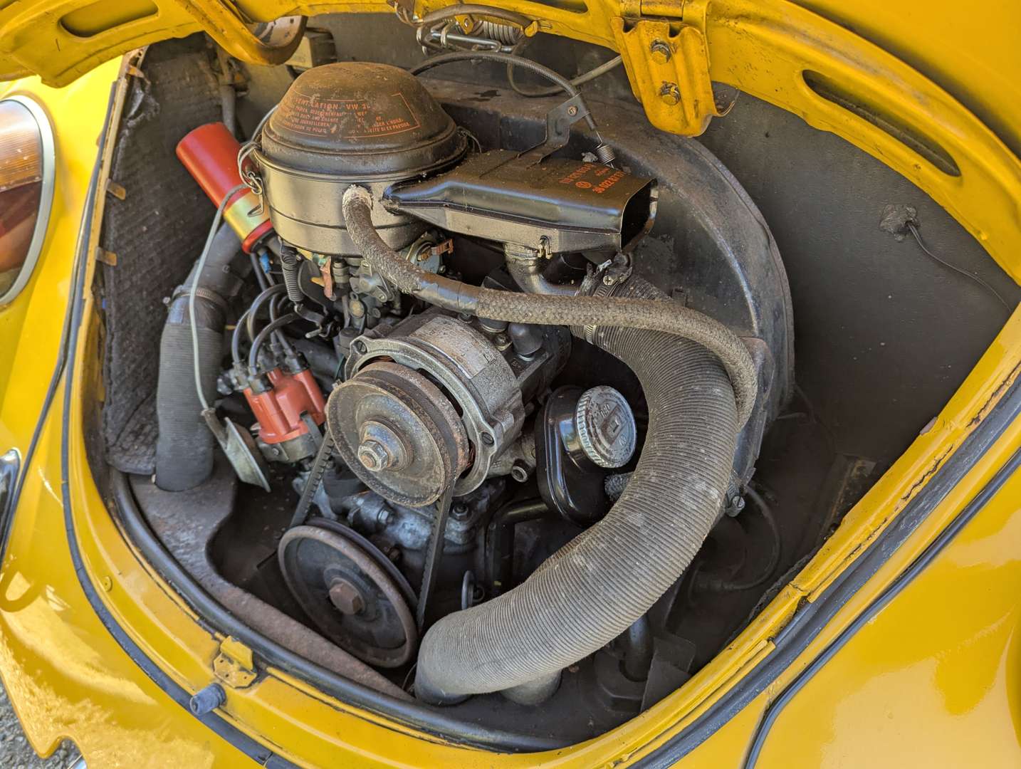<p>1974 VW BEETLE 1200</p>