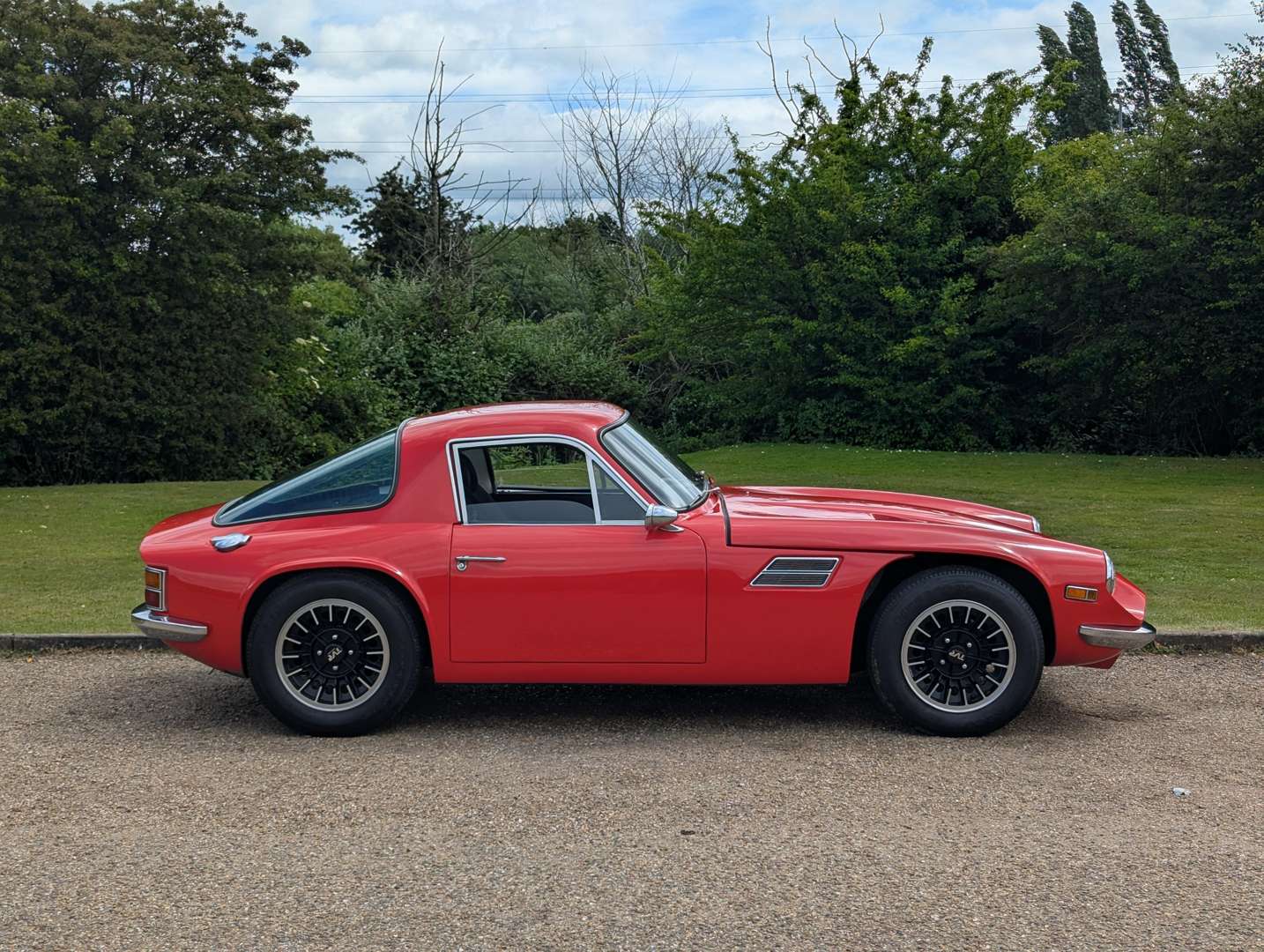 <p>1972 TVR 2500M</p>