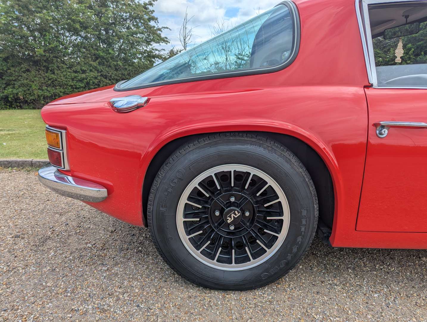 <p>1972 TVR 2500M</p>