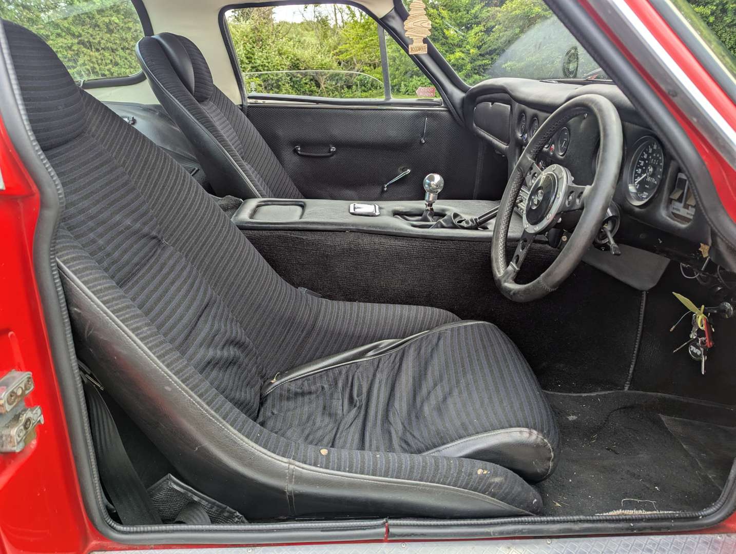 <p>1972 TVR 2500M</p>