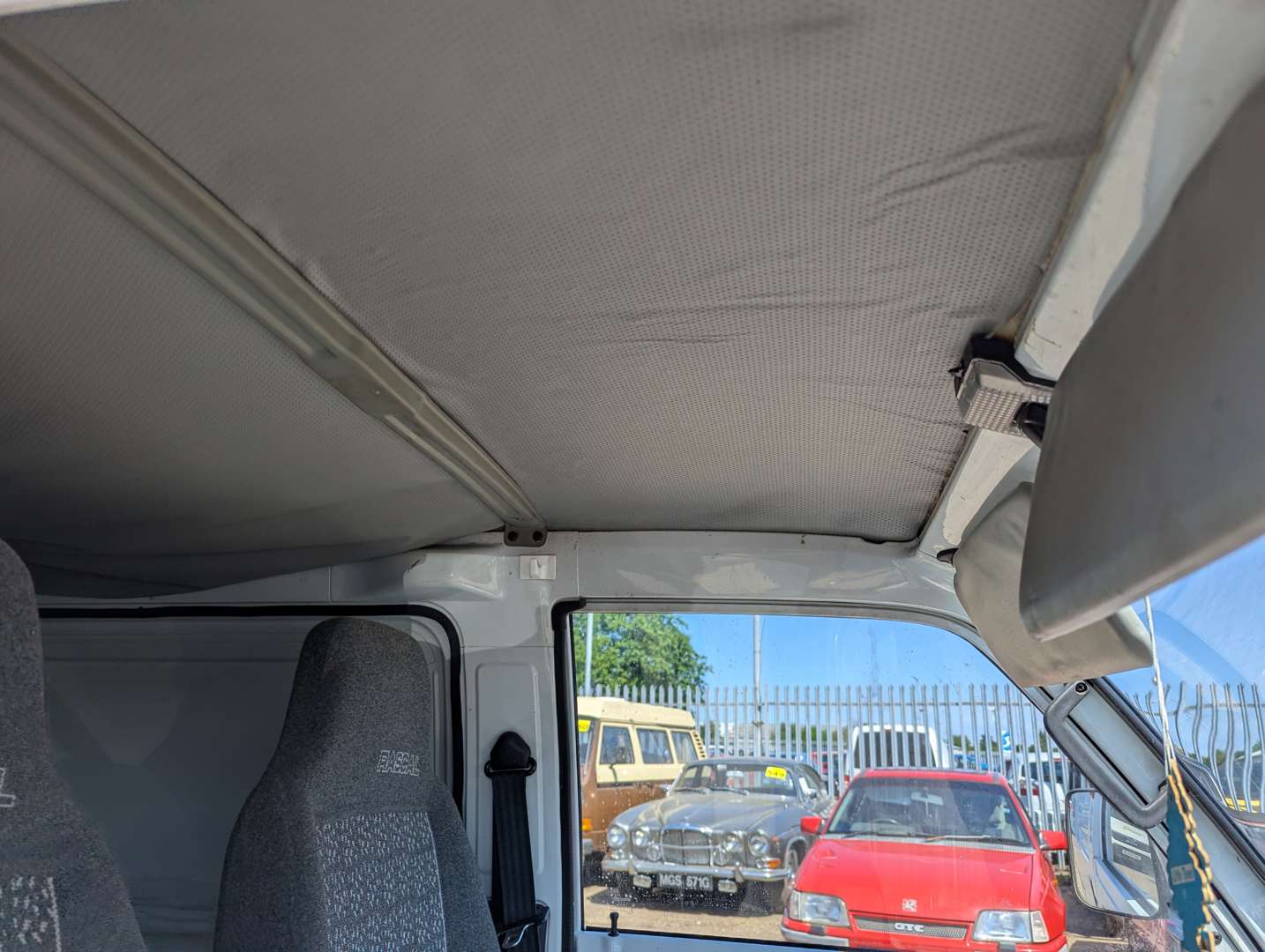 <p>1991 VAUXHALL RASCAL PANEL VAN</p>