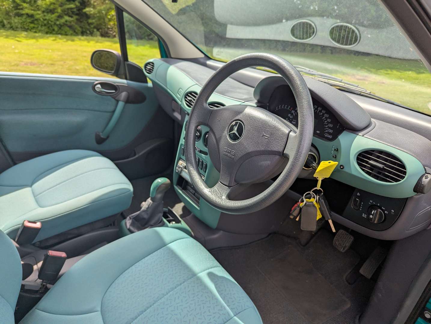 <p>1998 MERCEDES A160 CLASSIC</p>