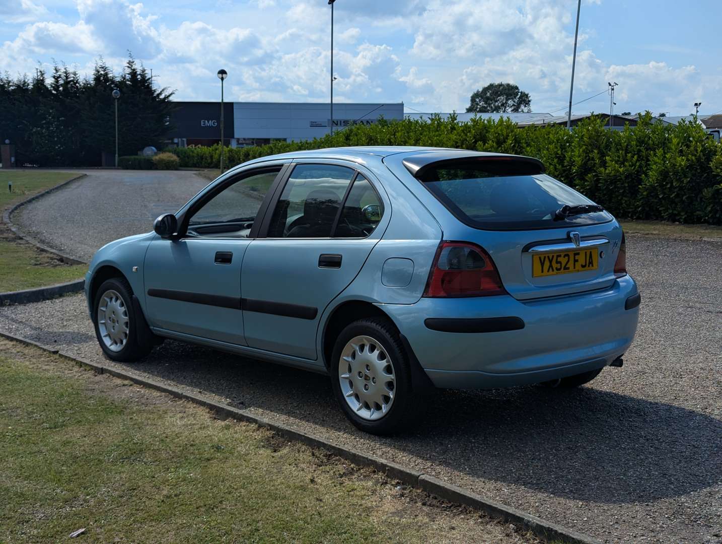 <p>2002 ROVER 25 IL 16V 6,128 MILES</p>