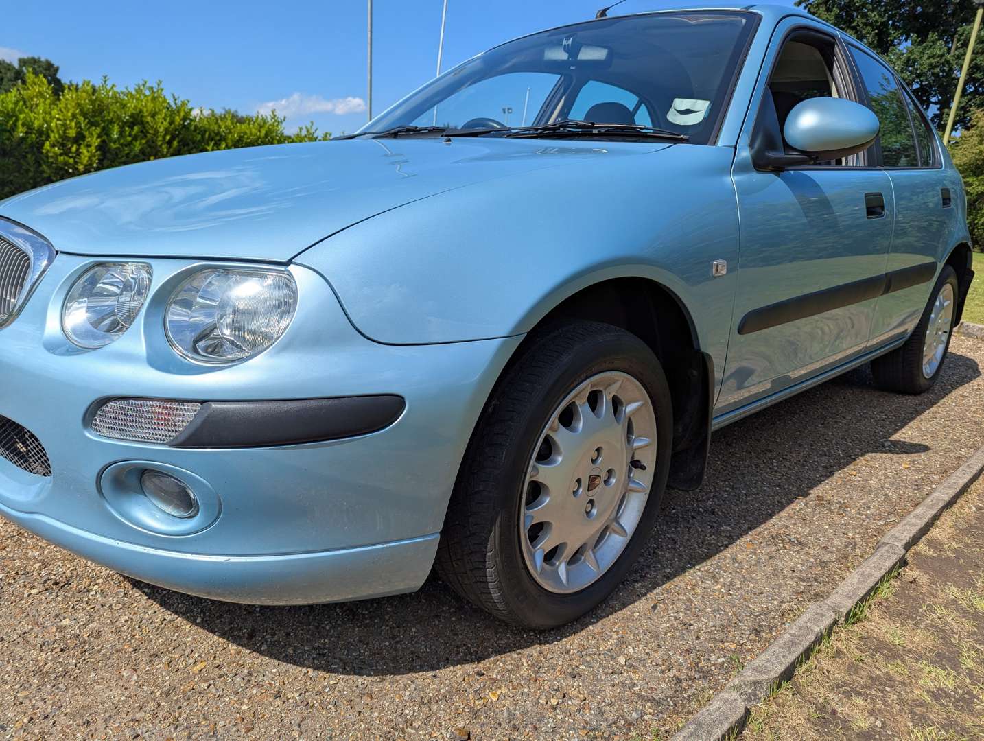 <p>2002 ROVER 25 IL 16V 6,128 MILES</p>