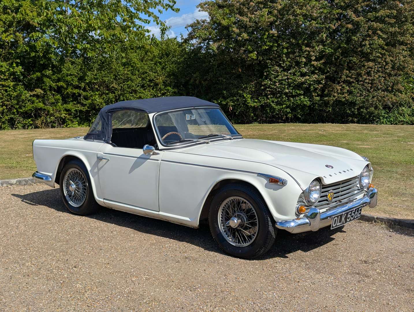 <p>1967 TRIUMPH TR4A</p>