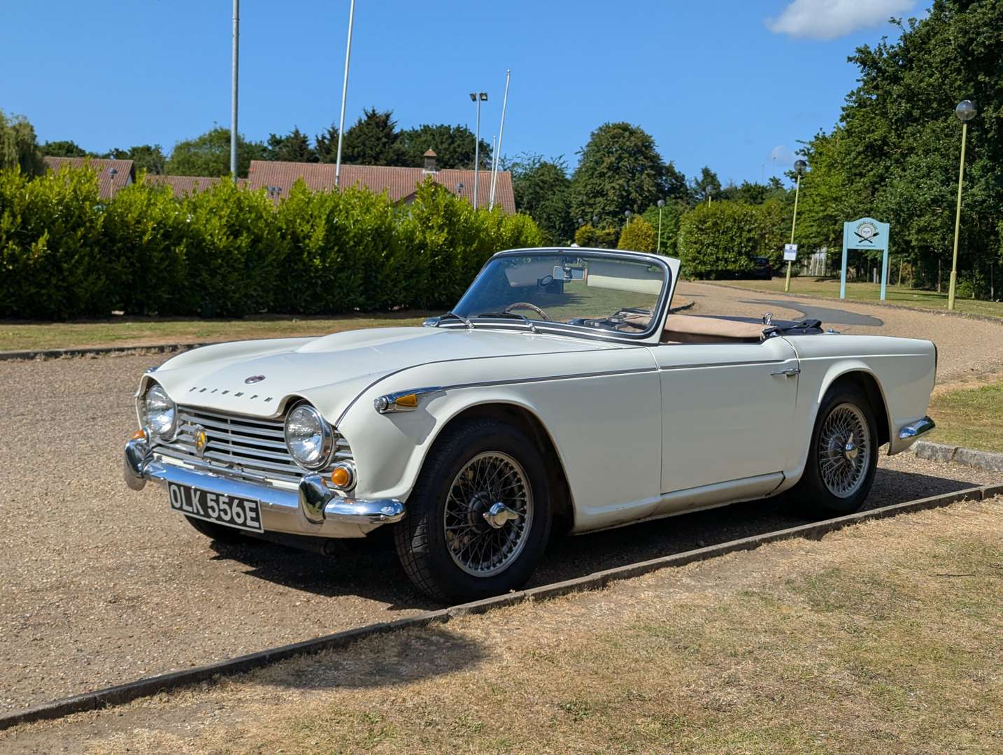 <p>1967 TRIUMPH TR4A</p>