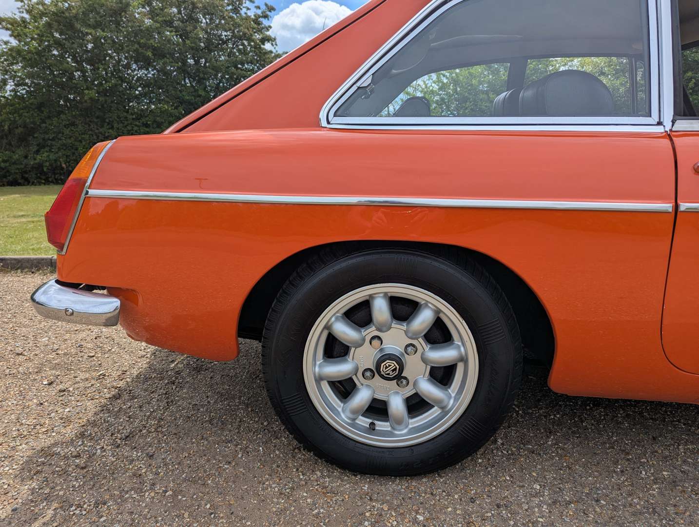 <p>1972 MG B GT</p>
