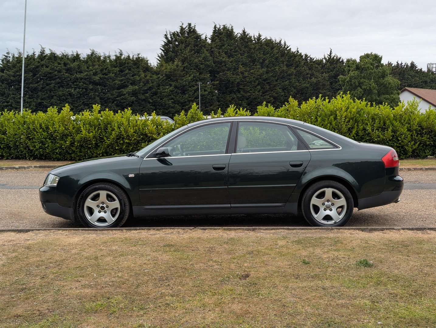 <p>2003 AUDI A6 1.9 TDI SE</p>