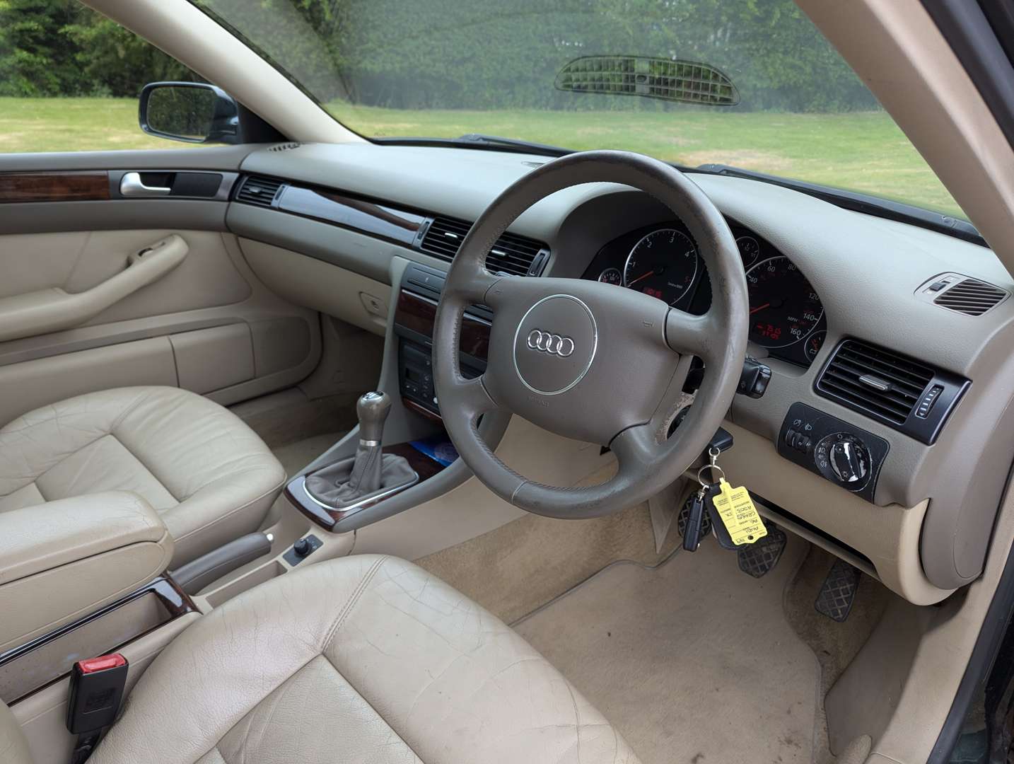 <p>2003 AUDI A6 1.9 TDI SE</p>