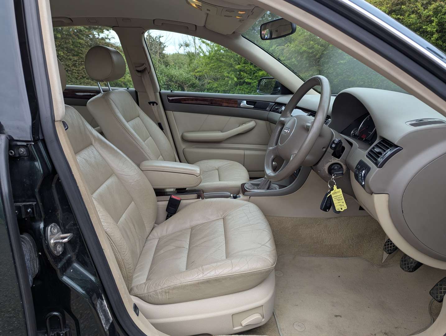 <p>2003 AUDI A6 1.9 TDI SE</p>