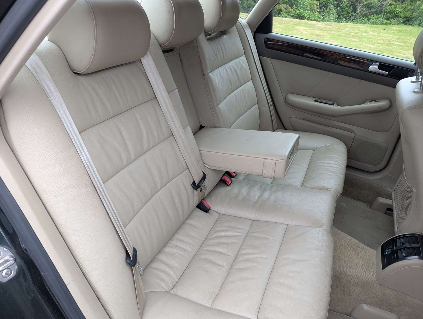 <p>2003 AUDI A6 1.9 TDI SE</p>