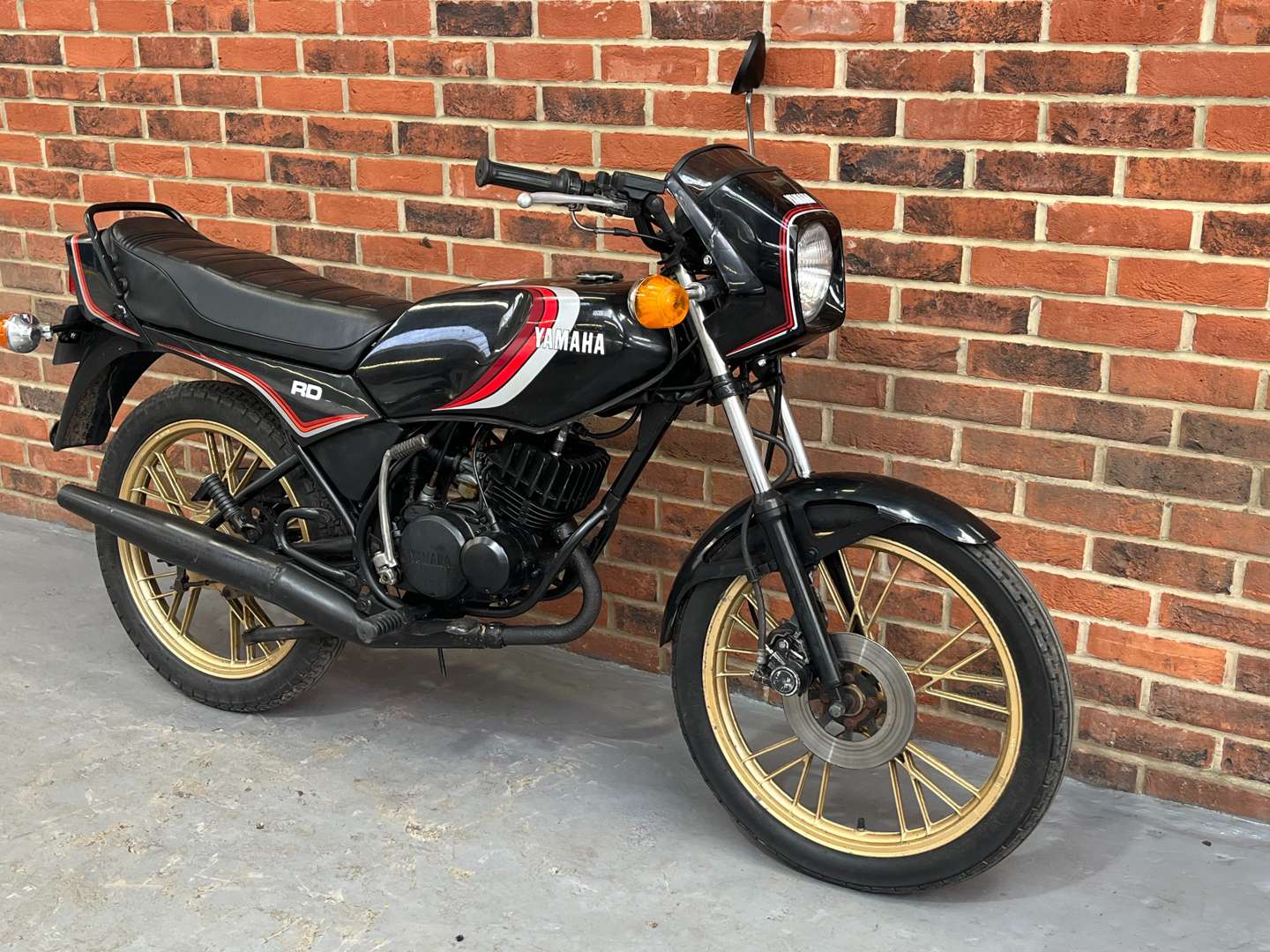 <p>1981 YAMAHA RD80 MX</p>