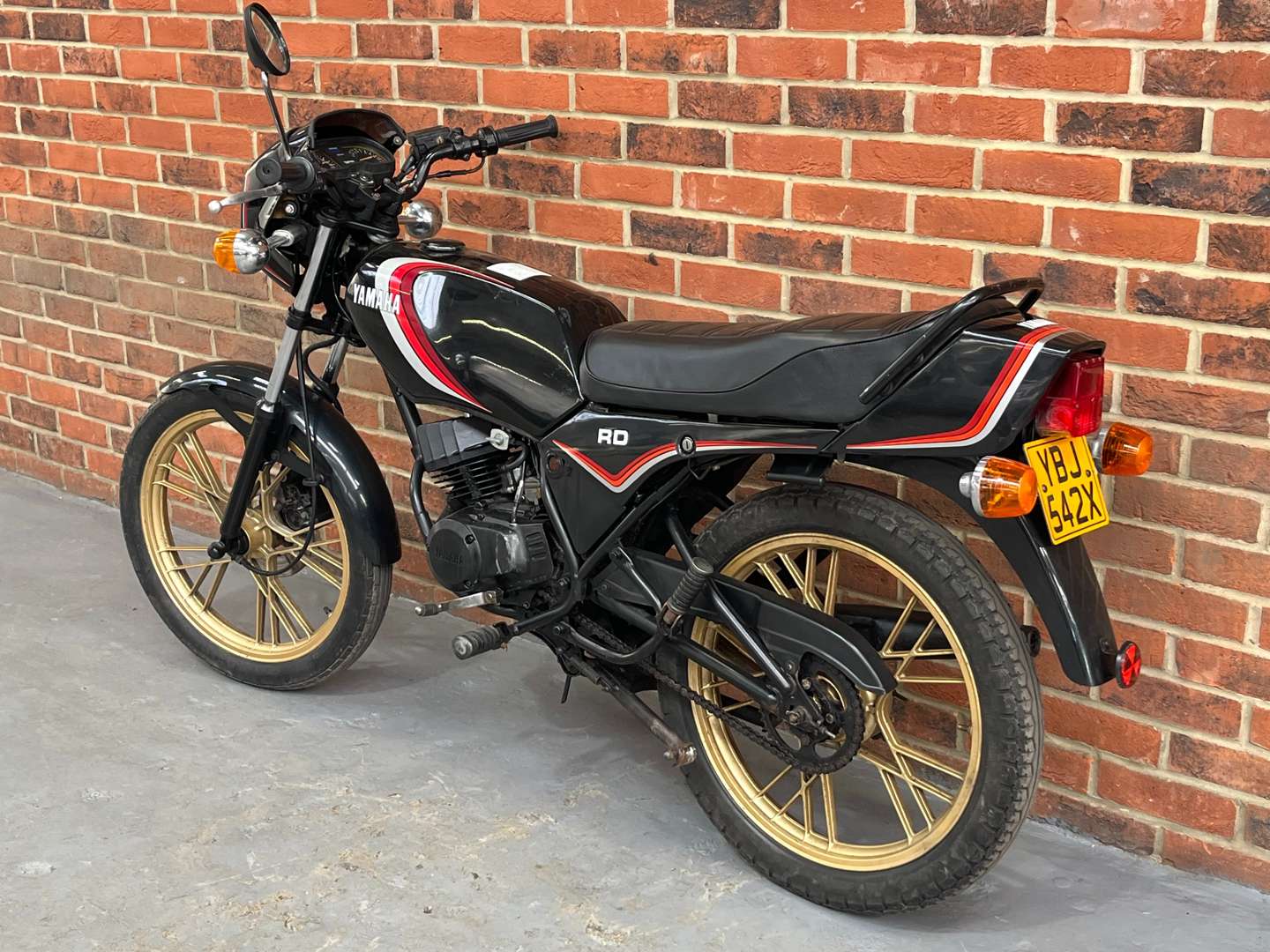 <p>1981 YAMAHA RD80 MX</p>