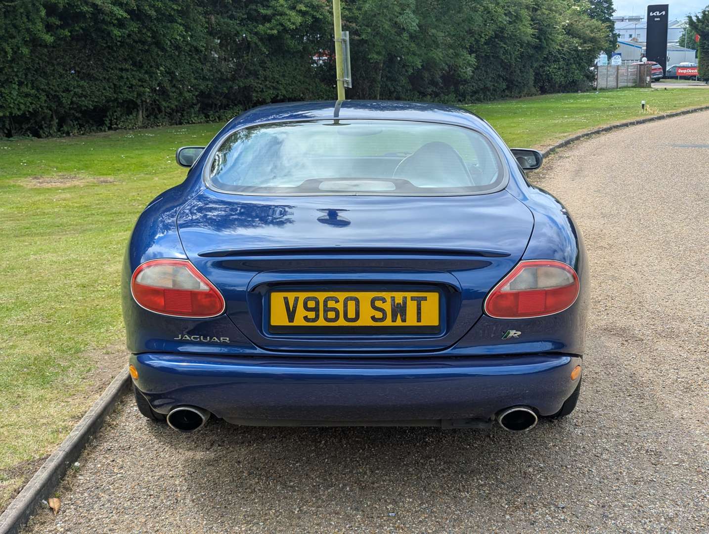 <p>1999 JAGUAR XKR 4.0 COUPE AUTO</p>