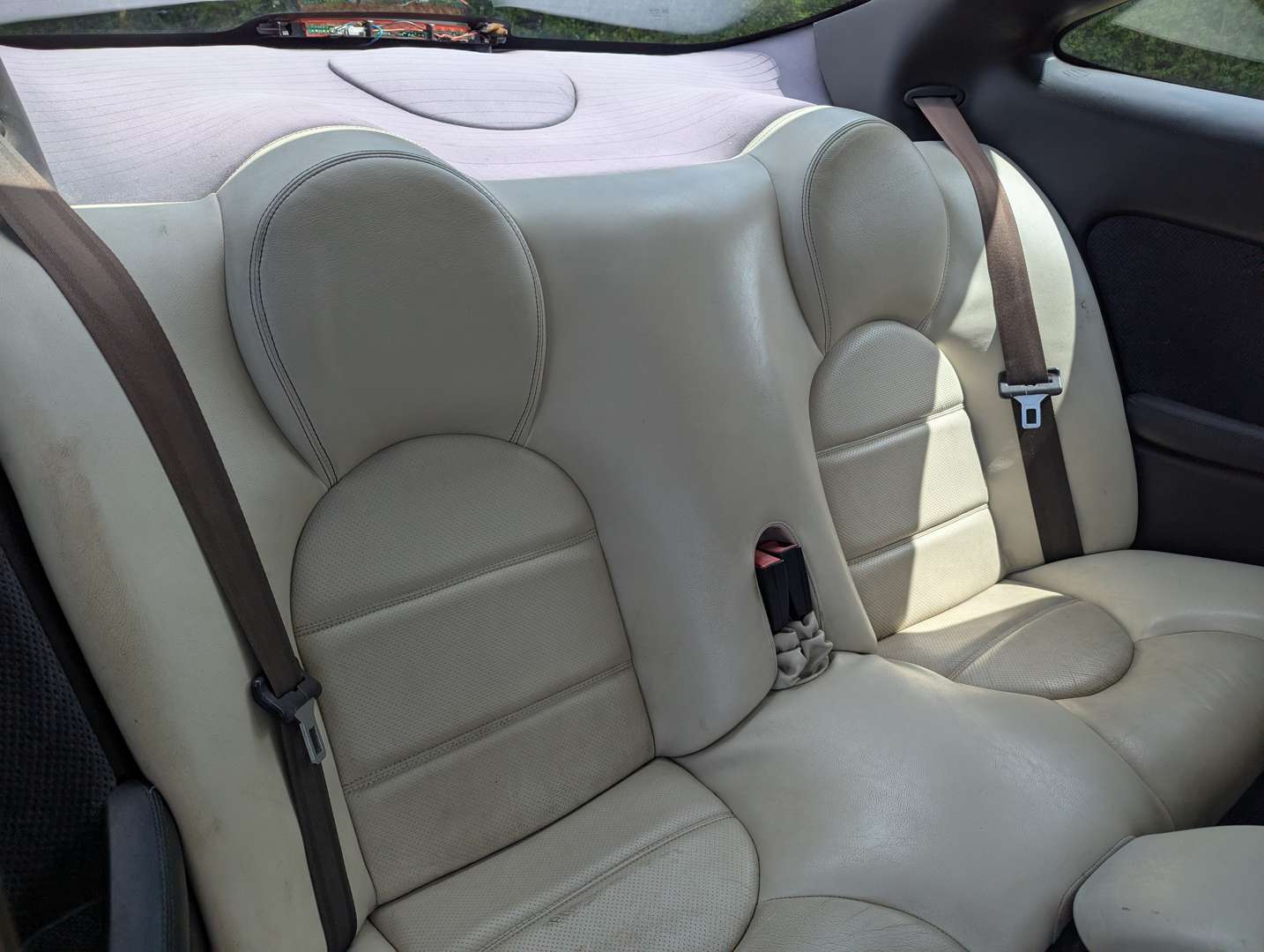 <p>1999 JAGUAR XKR 4.0 COUPE AUTO</p>