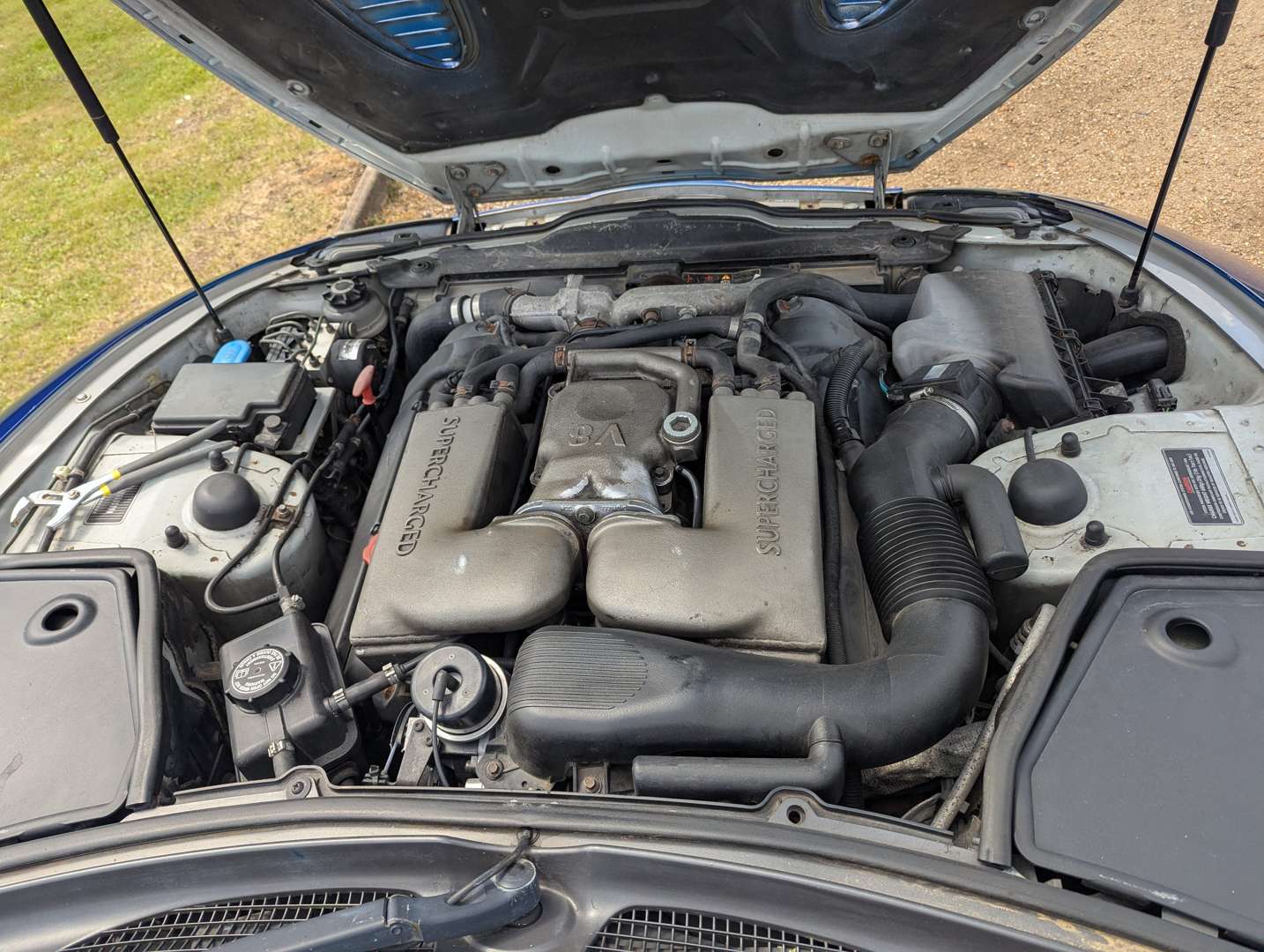 <p>1999 JAGUAR XKR 4.0 COUPE AUTO</p>