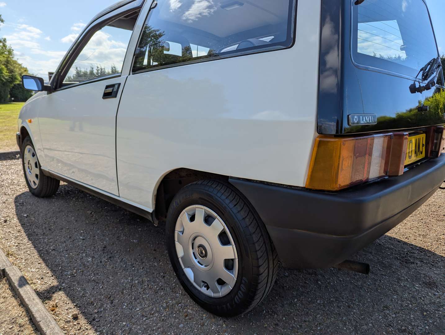 <p>1987 LANCIA Y10 FIRE LX</p>