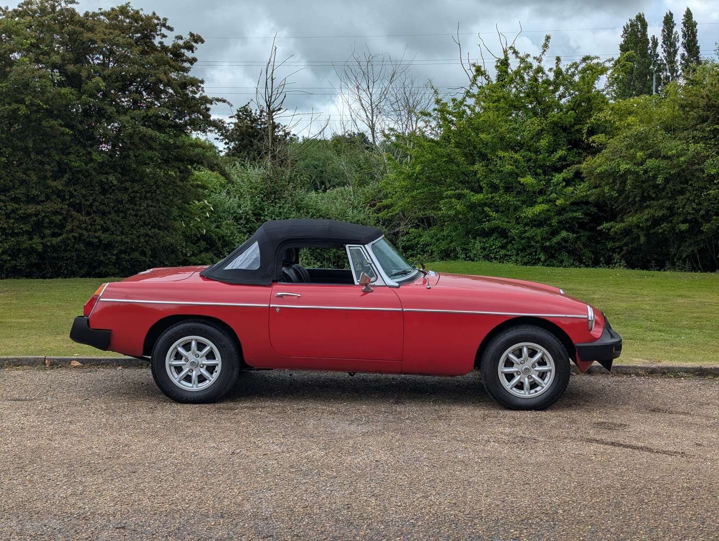 <p>1979 MG B ROADSTER</p>