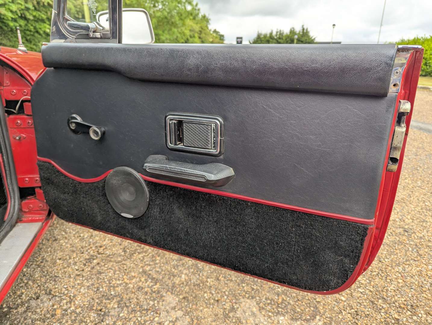 <p>1979 MG B ROADSTER</p>