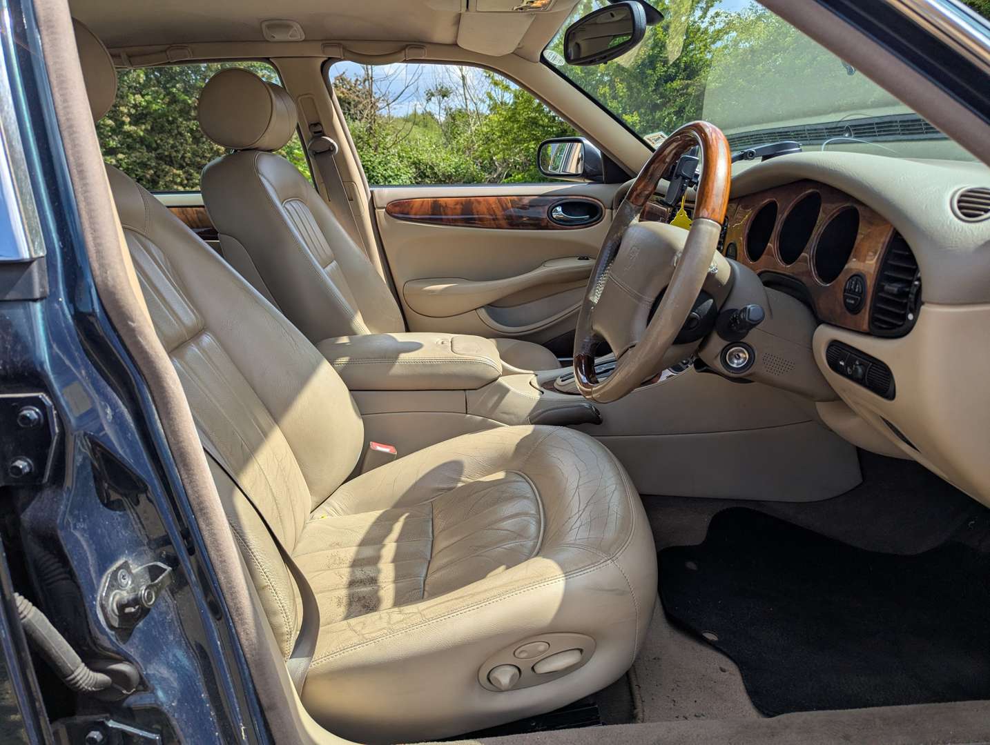<p>2003 JAGUAR XJ 3.2 EXECUTIVE AUTO</p>