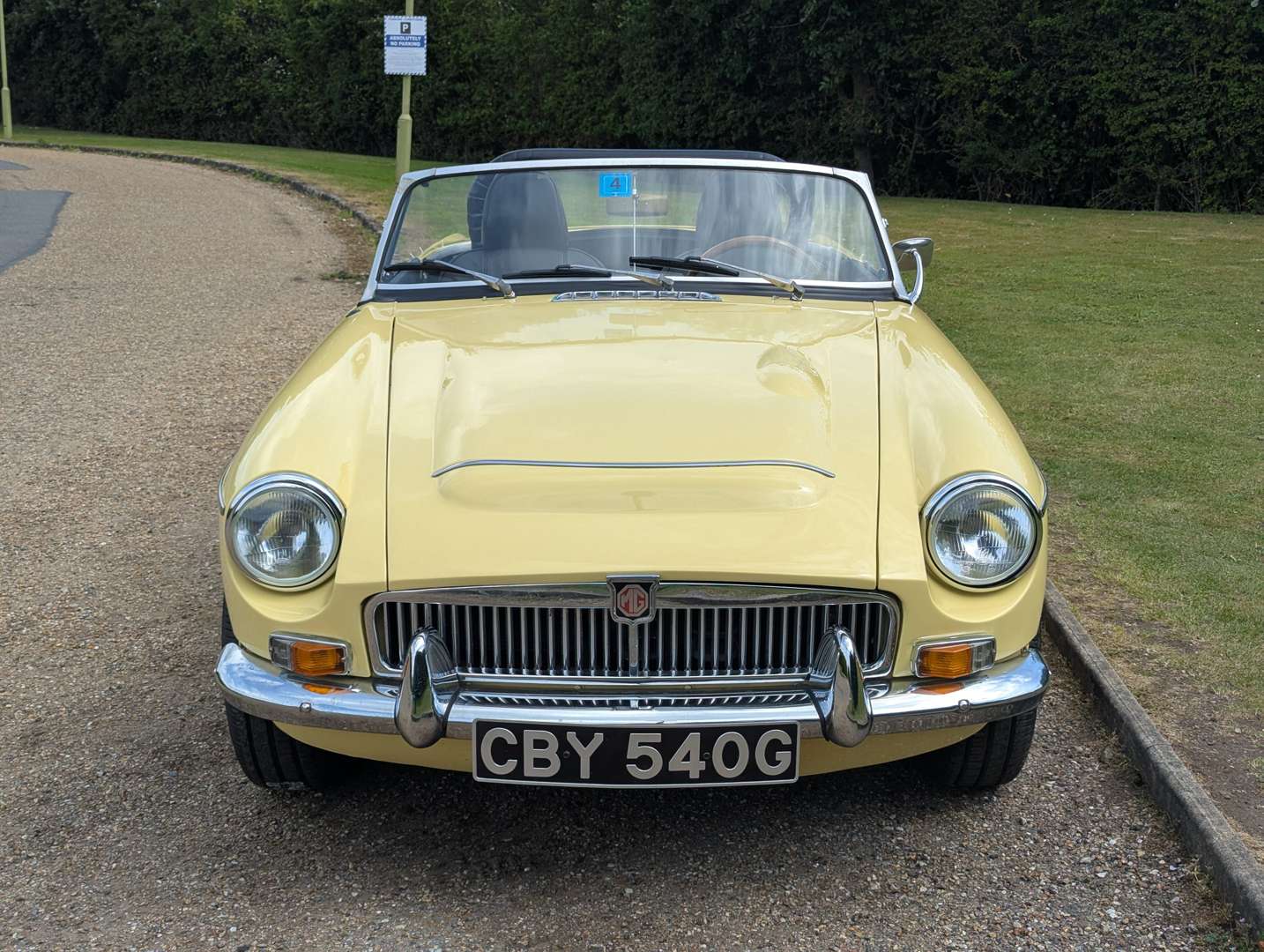 <p>1969 MG C ROADSTER LHD</p>